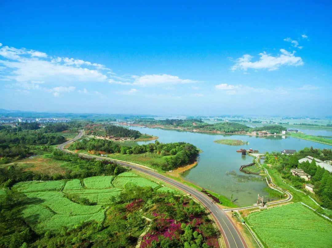 生態(tài)環(huán)境部接連發(fā)布兩份征求意見稿，農(nóng)村污水處理就要“走”起來了？