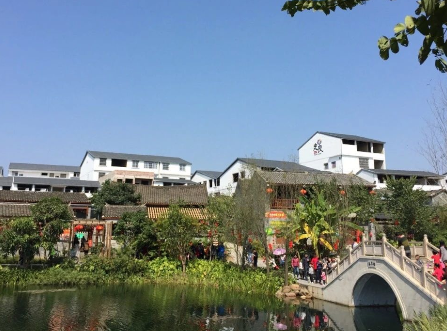 杭州擬推進(jìn)以縣城為重要載體的城鎮(zhèn)化建設(shè)，加快補(bǔ)齊環(huán)境衛(wèi)生等短板