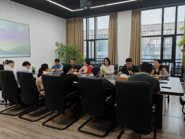 商達(dá)公用組織召開2024年第一次股東會(huì)暨董事會(huì)、監(jiān)事會(huì)會(huì)議精神宣貫會(huì)